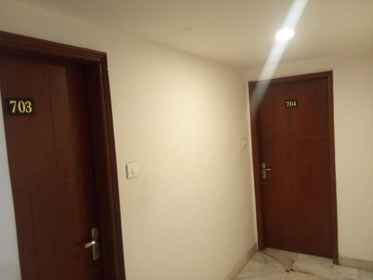 Hotel Apex Ahmedabad Bagian luar foto