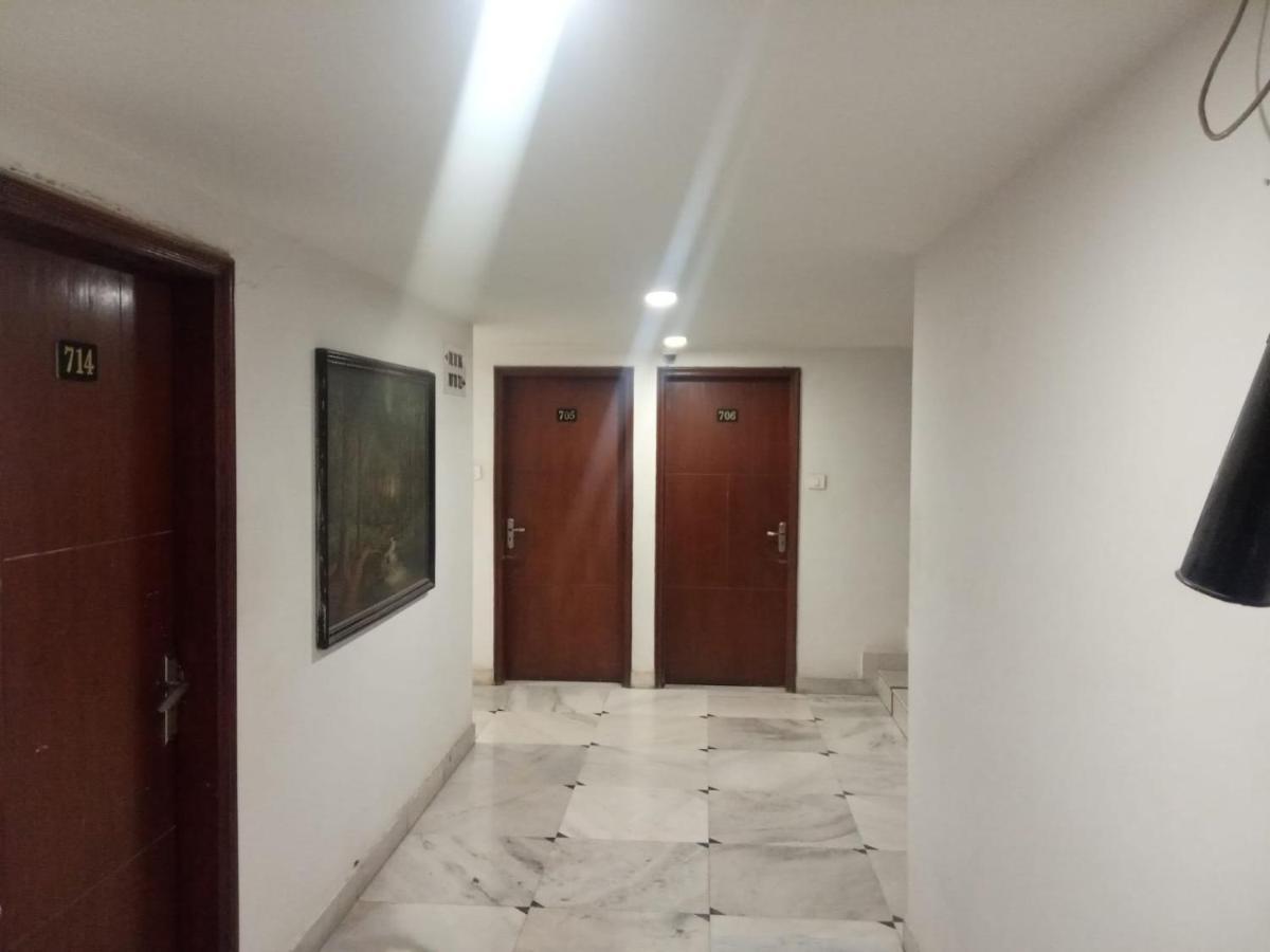 Hotel Apex Ahmedabad Bagian luar foto