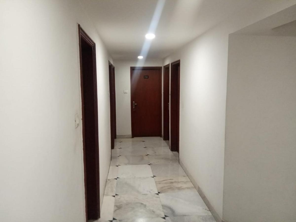 Hotel Apex Ahmedabad Bagian luar foto
